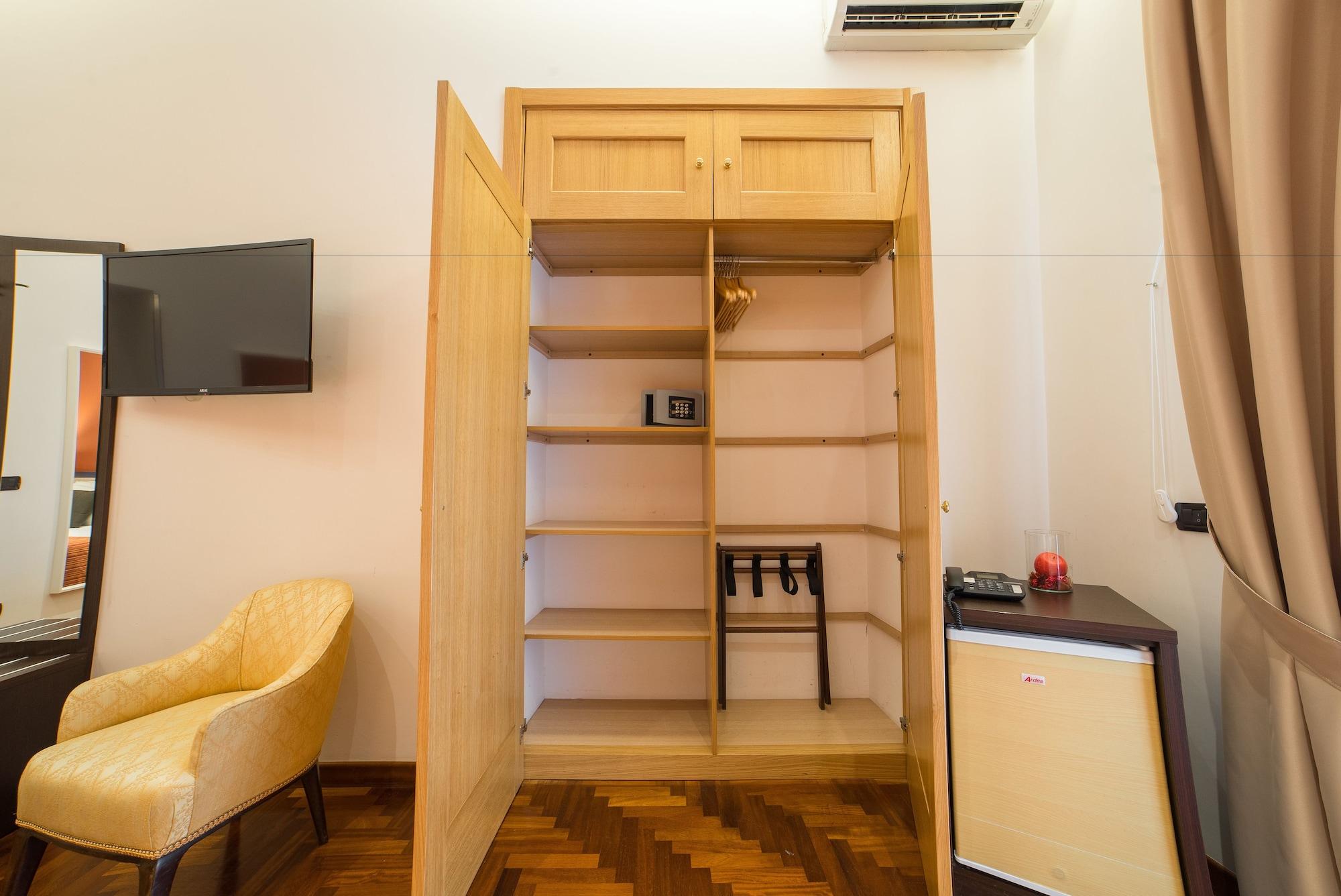 B&B Chiaia 32 Napoli Ngoại thất bức ảnh