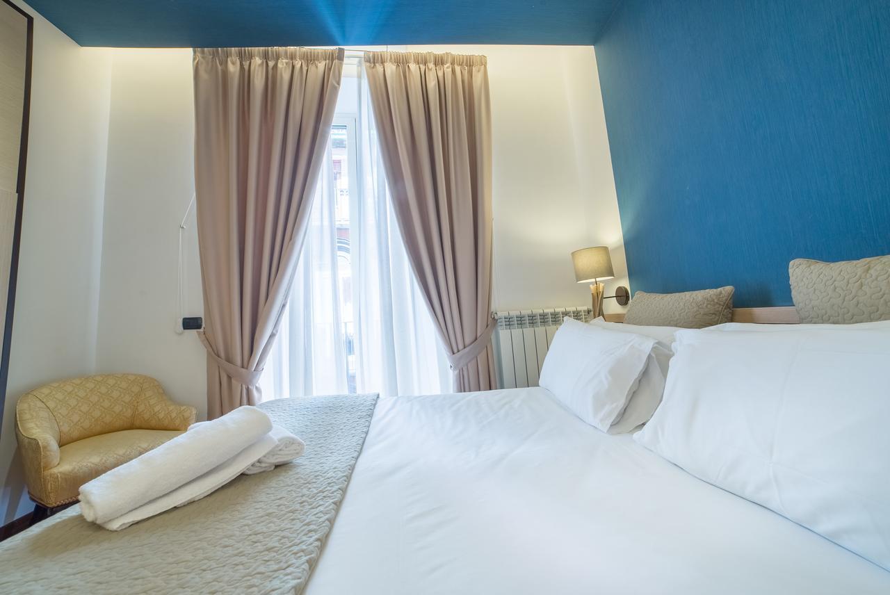B&B Chiaia 32 Napoli Ngoại thất bức ảnh