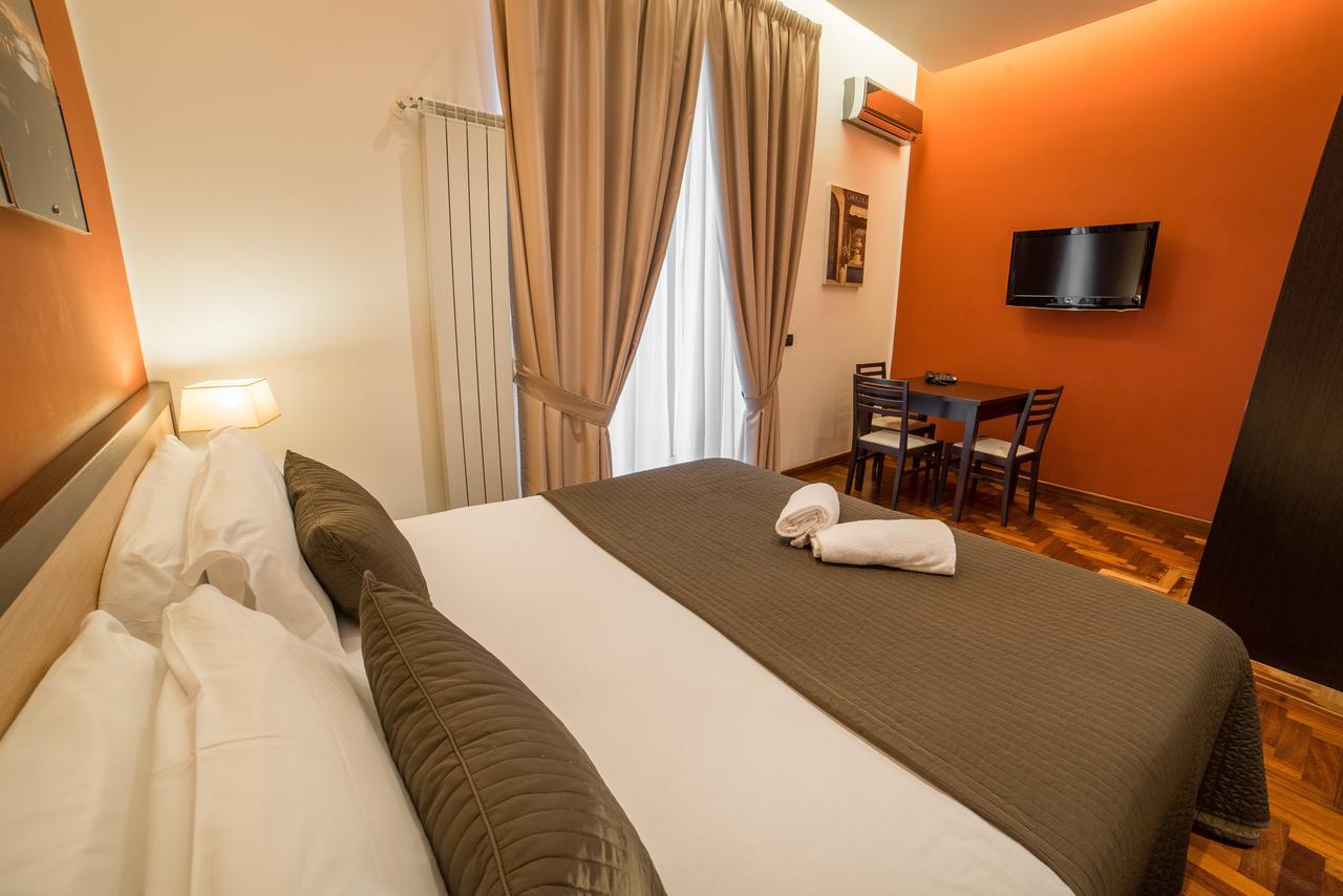 B&B Chiaia 32 Napoli Ngoại thất bức ảnh