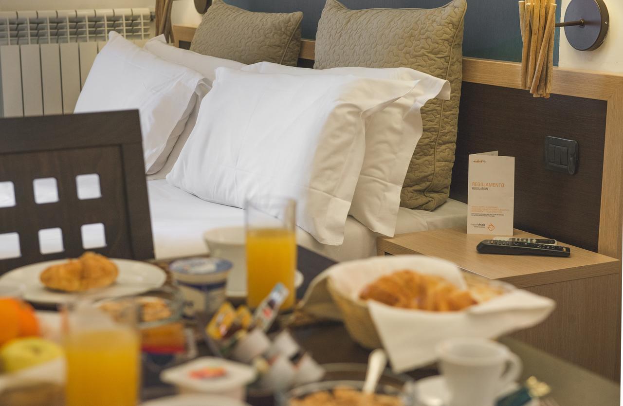 B&B Chiaia 32 Napoli Ngoại thất bức ảnh