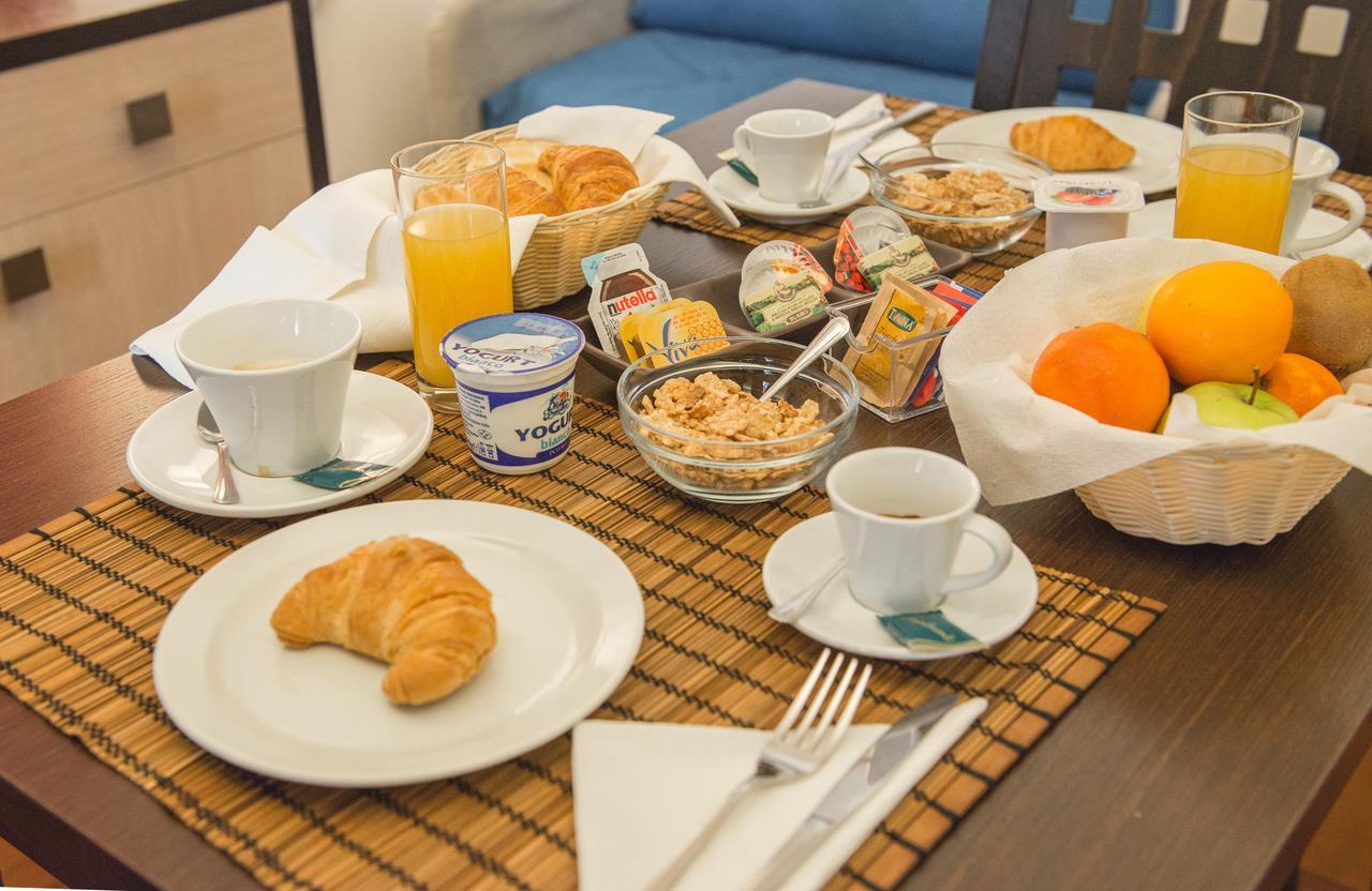 B&B Chiaia 32 Napoli Ngoại thất bức ảnh